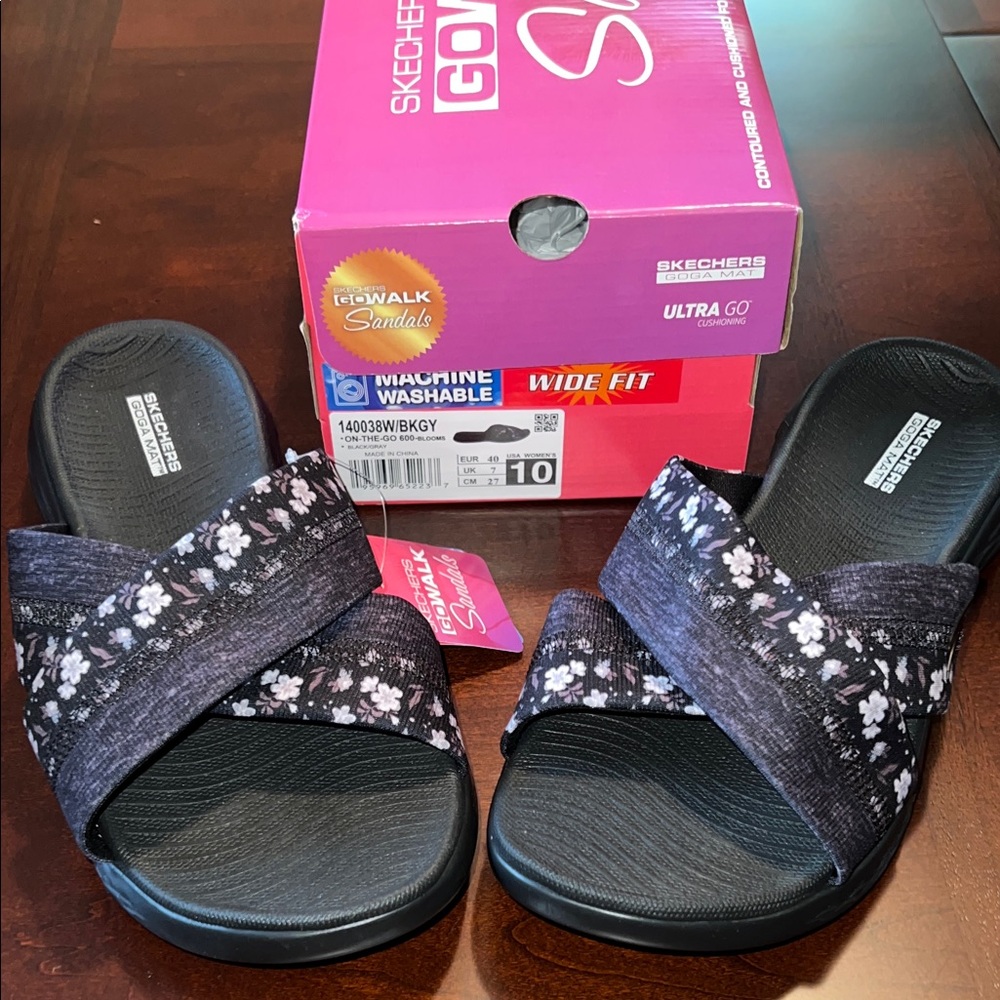 Skechers Women's Black Floral Cross-Band Slide Sandals 10 Wide NWT